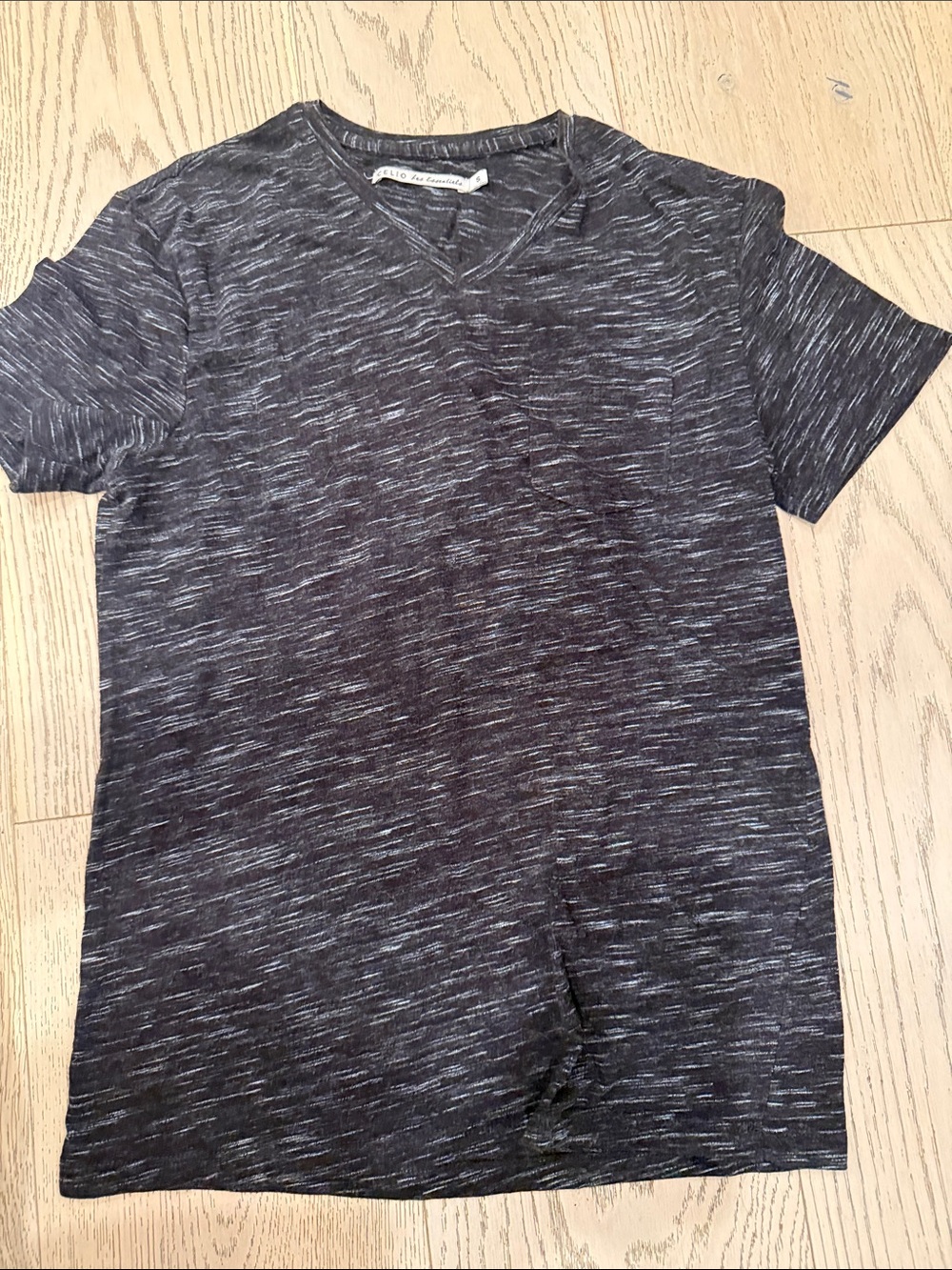 Men's Black Heather V-Neck Short Sleeve Tee